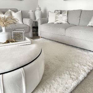 soft and cozy rugs in Dubai